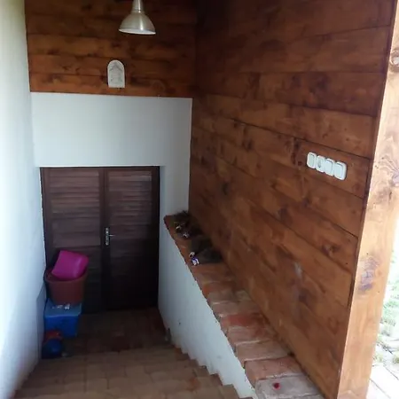 Pecsely Apartman * Pécsely